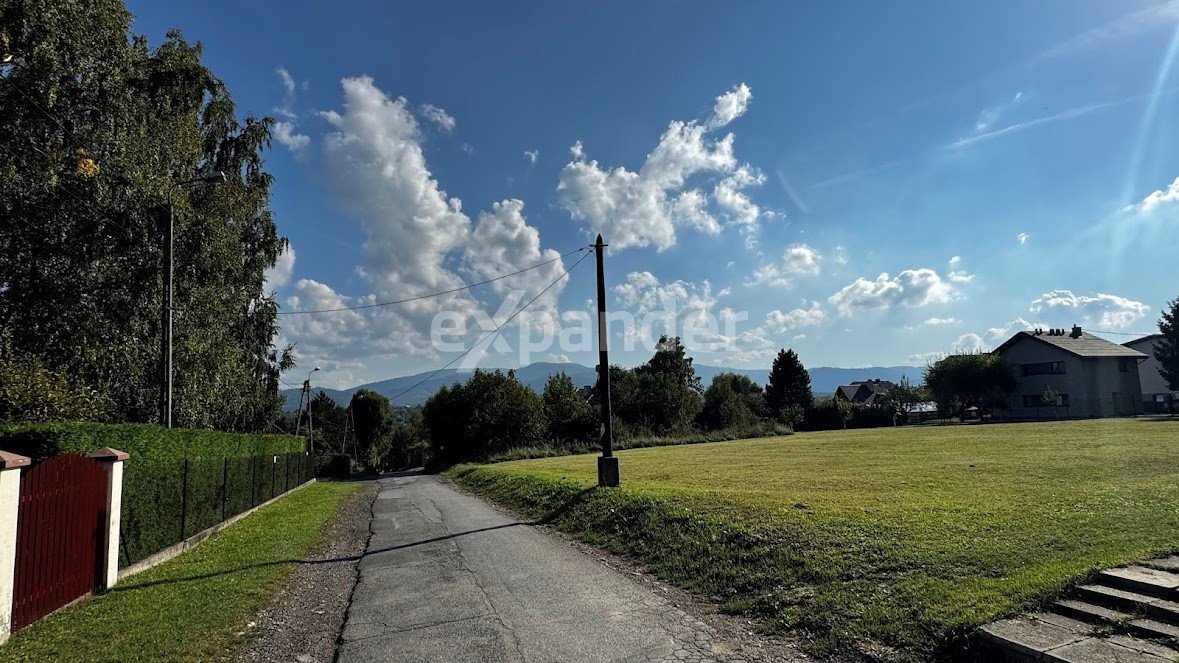 Mieszkanie czteropokojowe  na sprzedaż Bielsko-Biała, Portowa  63m2 Foto 1