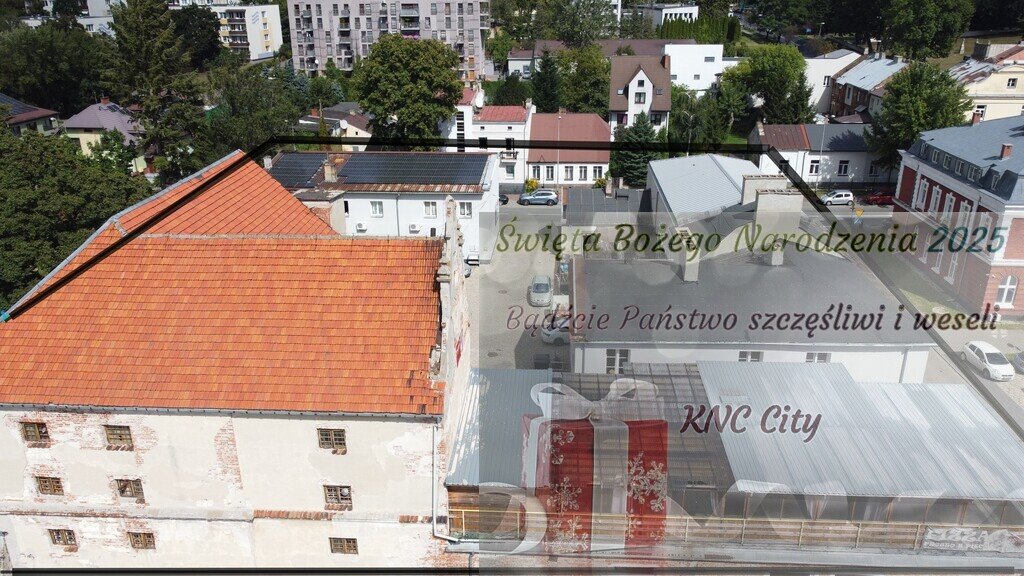 Lokal użytkowy na sprzedaż Puławy, 6 Sierpnia  2 400m2 Foto 1