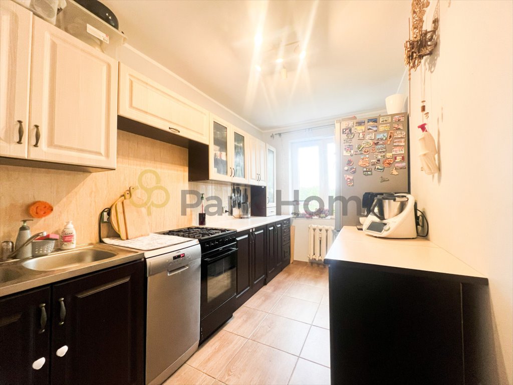 Mieszkanie dwupokojowe na sprzedaż Gronów  51m2 Foto 1