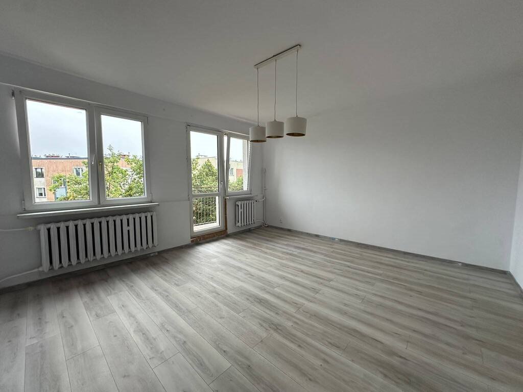 Przestronne 3-pokojowe mieszkanie 62,3 m² w Tarnowskich Górach zapraszam Tarnowskie Góry, Gen. Władysława Andersa  62m2 Foto 1