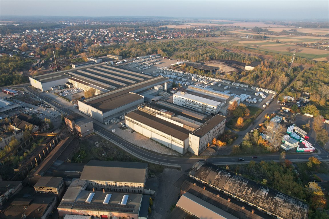 Magazyn 17 974 m² w Nowej Soli - atrakcyjna oferta. Nowa Sól, Marszałka Józefa Piłsudskiego 40  17 974m2 Foto 1