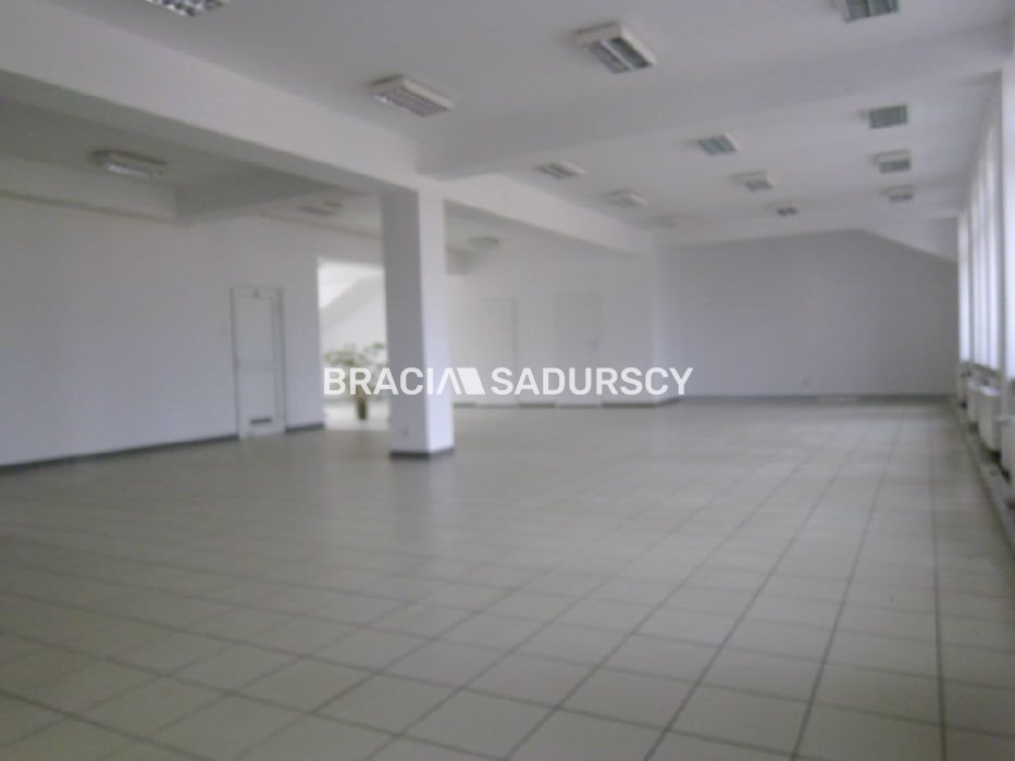 Biuro 240 m² - wysoki standard, parking, Rondo Mogilskie Kraków, Grzegórzki, Grzegórzki  240m2 Foto 1