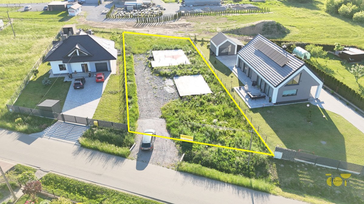 Działka z fundamentami i projektem domu w Zabierzowie Bocheńskim Zabierzów Bocheński  1 224m2 Foto 1