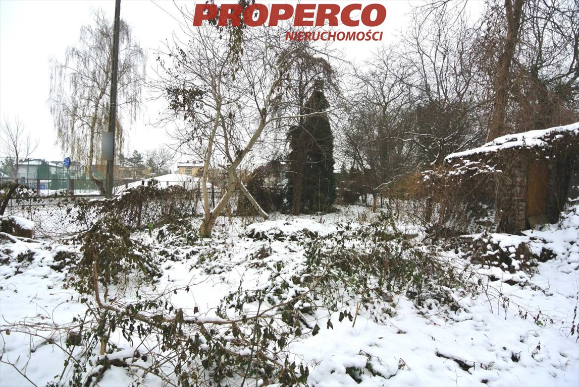 Piastów, narożna działka 697 m2 z mediami i planem zabudowy Piastów  697m2 Foto 1