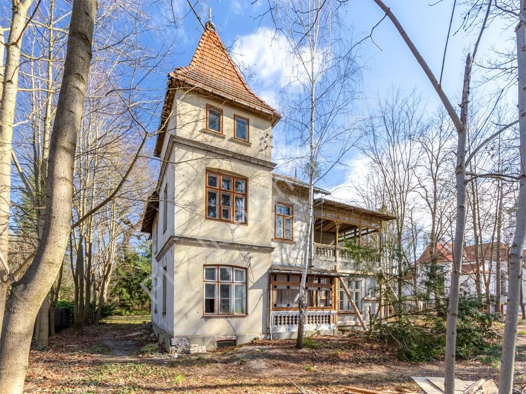 Unikatowa willa z 1910 r. na dużej działce w Milanówku Milanówek  250m2 Foto 1