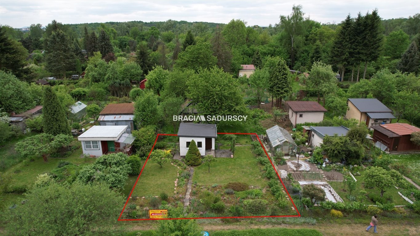 Działka z domkiem, zielona oaza w Przegorzałach Kraków, Zwierzyniec, Przegorzały, Rybna  300m2 Foto 1