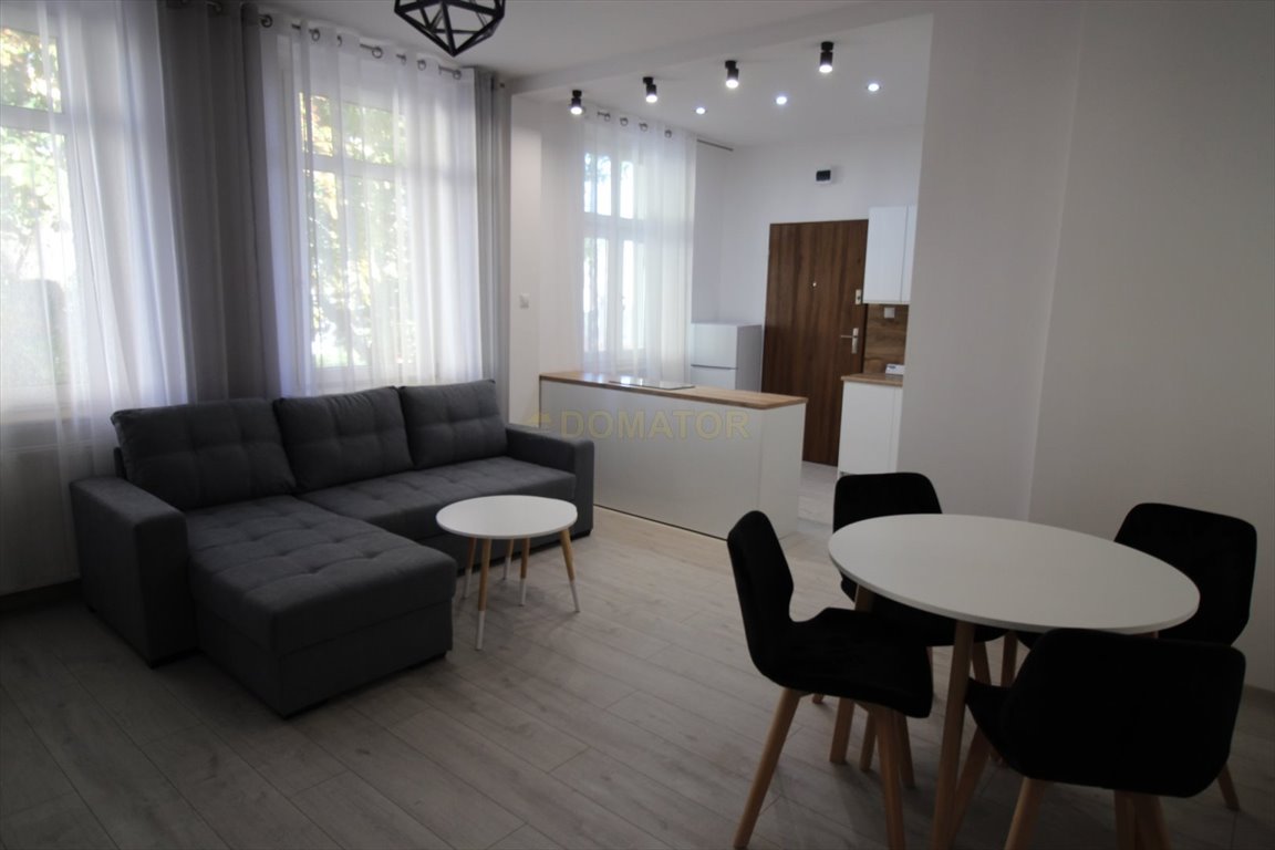 Kawalerka na wynajem Bydgoszcz, Szwederowo  27m2 Foto 1