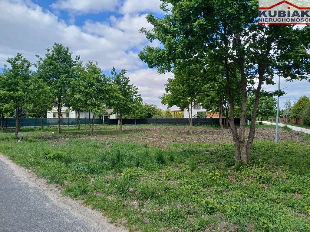 Działka budowlana 1401 m² z mediami, plan MN1, Brwinów Brwinów  1 401m2 Foto 1