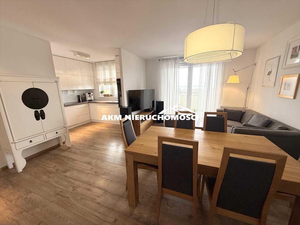 Przestronne 4-pokojowe mieszkanie z tarasem i wysokiej klasy wyposażeniem Kwidzyn, Z. Smodlibowskiej  92m2 Foto 1