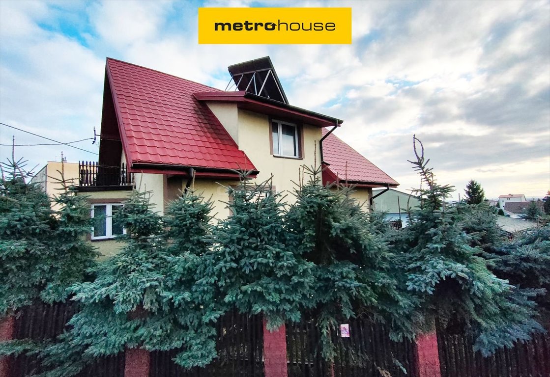 Przestronny dom z garażem i dużym tarasem w centrum Buska Busko-Zdrój, Młyńska  180m2 Foto 1