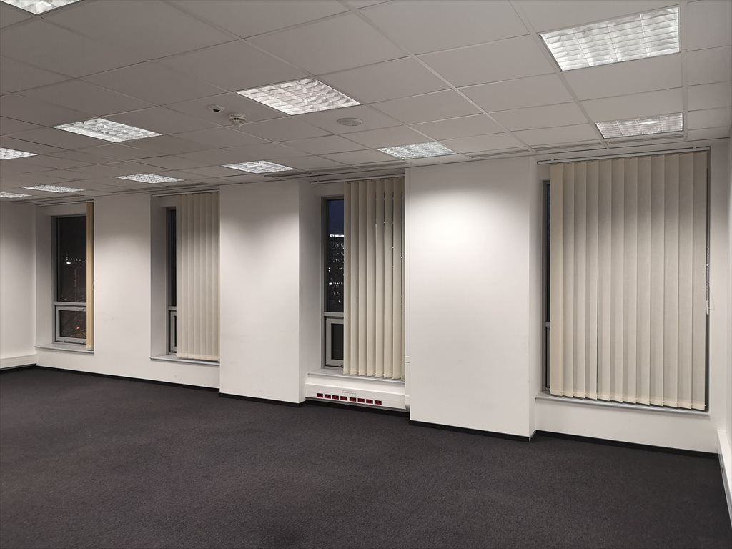Lokal użytkowy na wynajem Wrocław, Krzyki, Powstańców Śląskich 261m2 Foto 1 Lokal użytkowy na wynajem Wrocław, Krzyki, Powstańców Śląskich 261m2 Foto 1