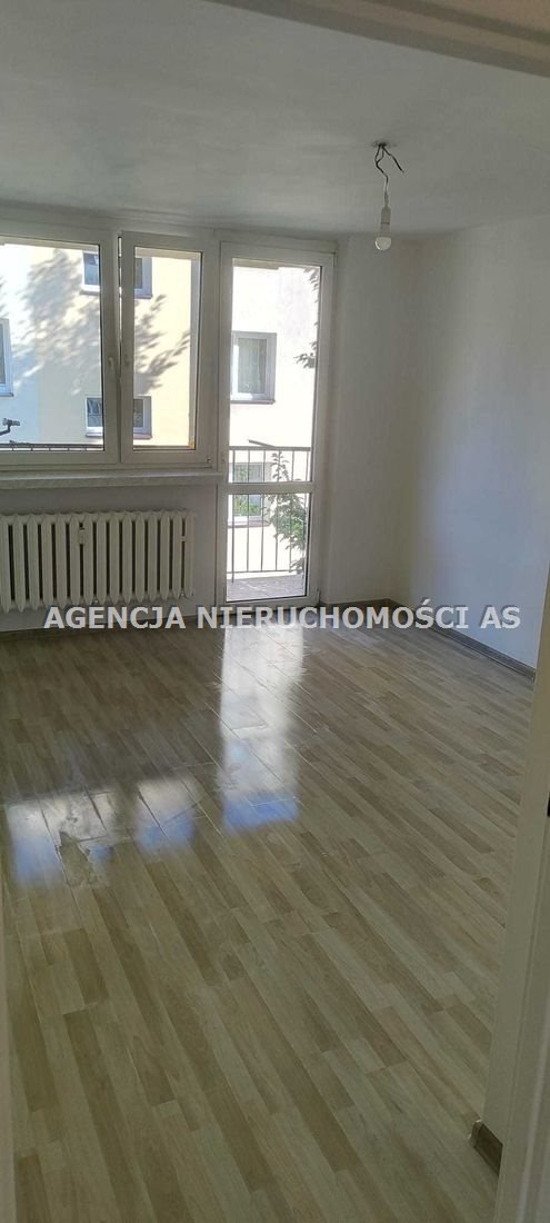 Polecam przestronne 2-pokojowe mieszkanie 47 m² z dużym balkonem Maków Podhalański, Tysiąclecia  47m2 Foto 1