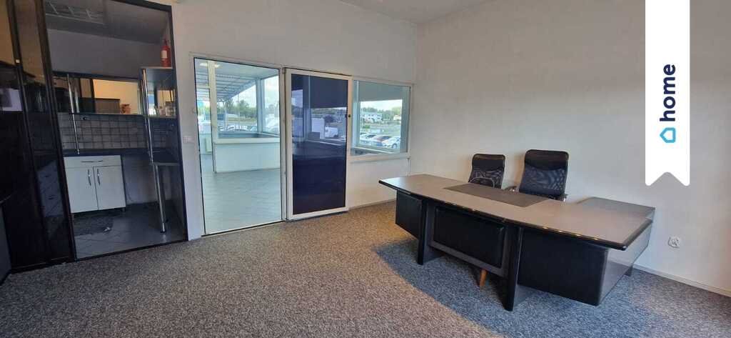 Nowoczesne biuro 70 m² z dużą ekspozycją i garażem Bydgoszcz, Fordońska  70m2 Foto 1