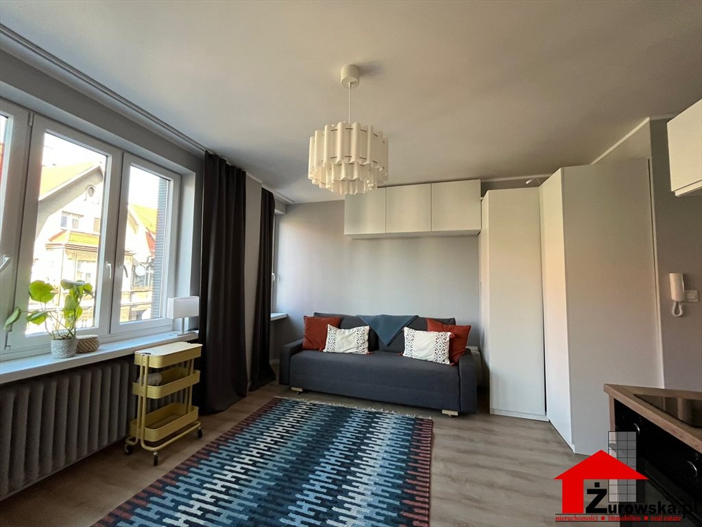 Kawalerka po remoncie z pełnym wyposażeniem w centrum Katowic Katowice, Centrum, Dąbrowskiego  26m2 Foto 1