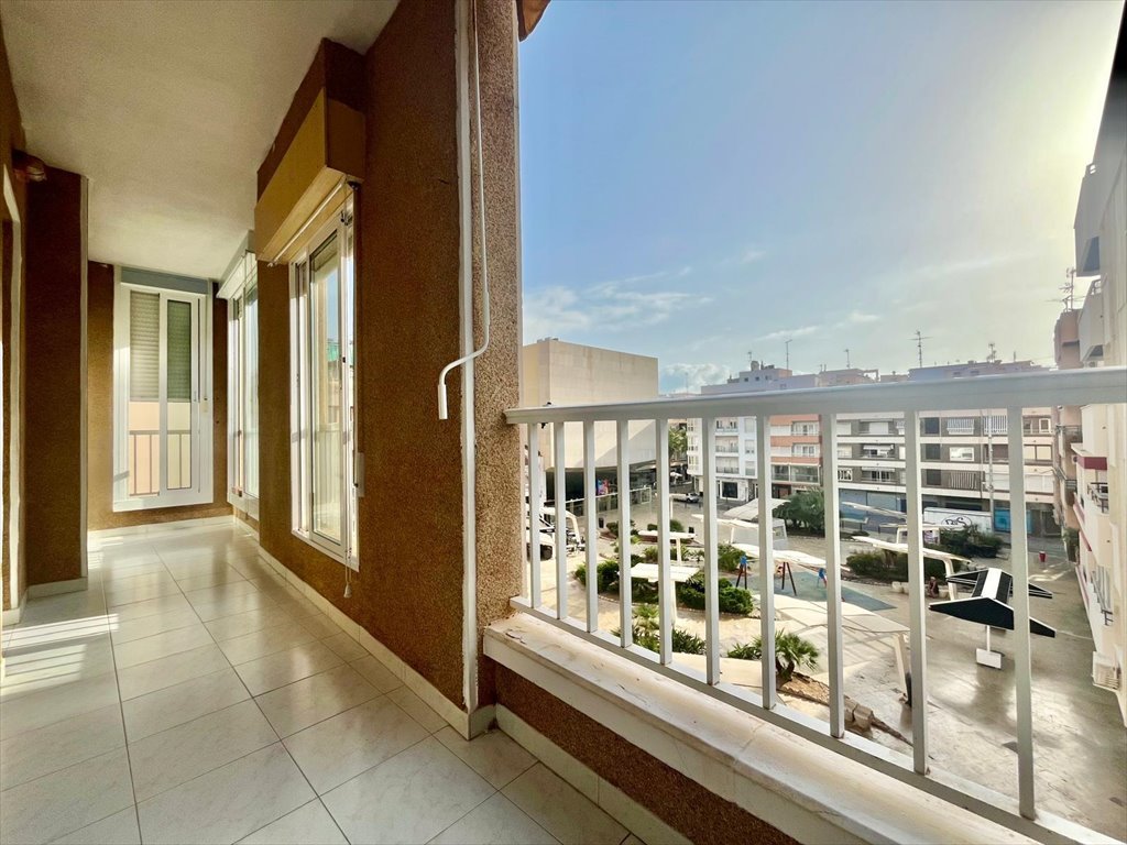 Przestronne 106 m² z tarasem, widok na Plaza polecam! Hiszpania, Alicante, Costa Blanca  106m2 Foto 1