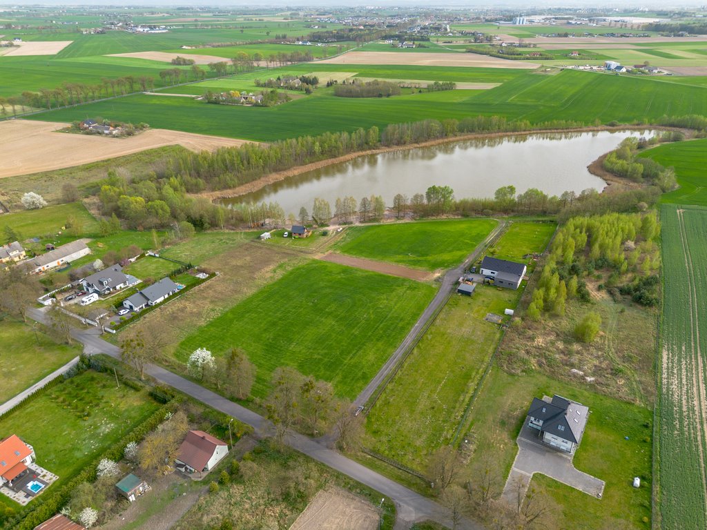 Działka nad jeziorem i lasem w Skarszewie – 1666 m² Skarszewo  1 666m2 Foto 1
