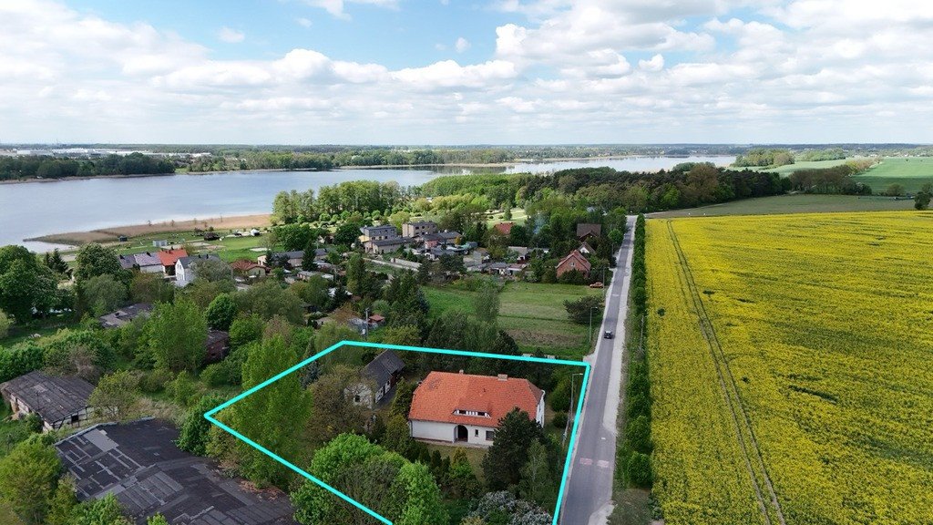 Zabytkowa szkoła z ogrodem 2613 m² w Zborowie polecam Zborowo  300m2 Foto 1