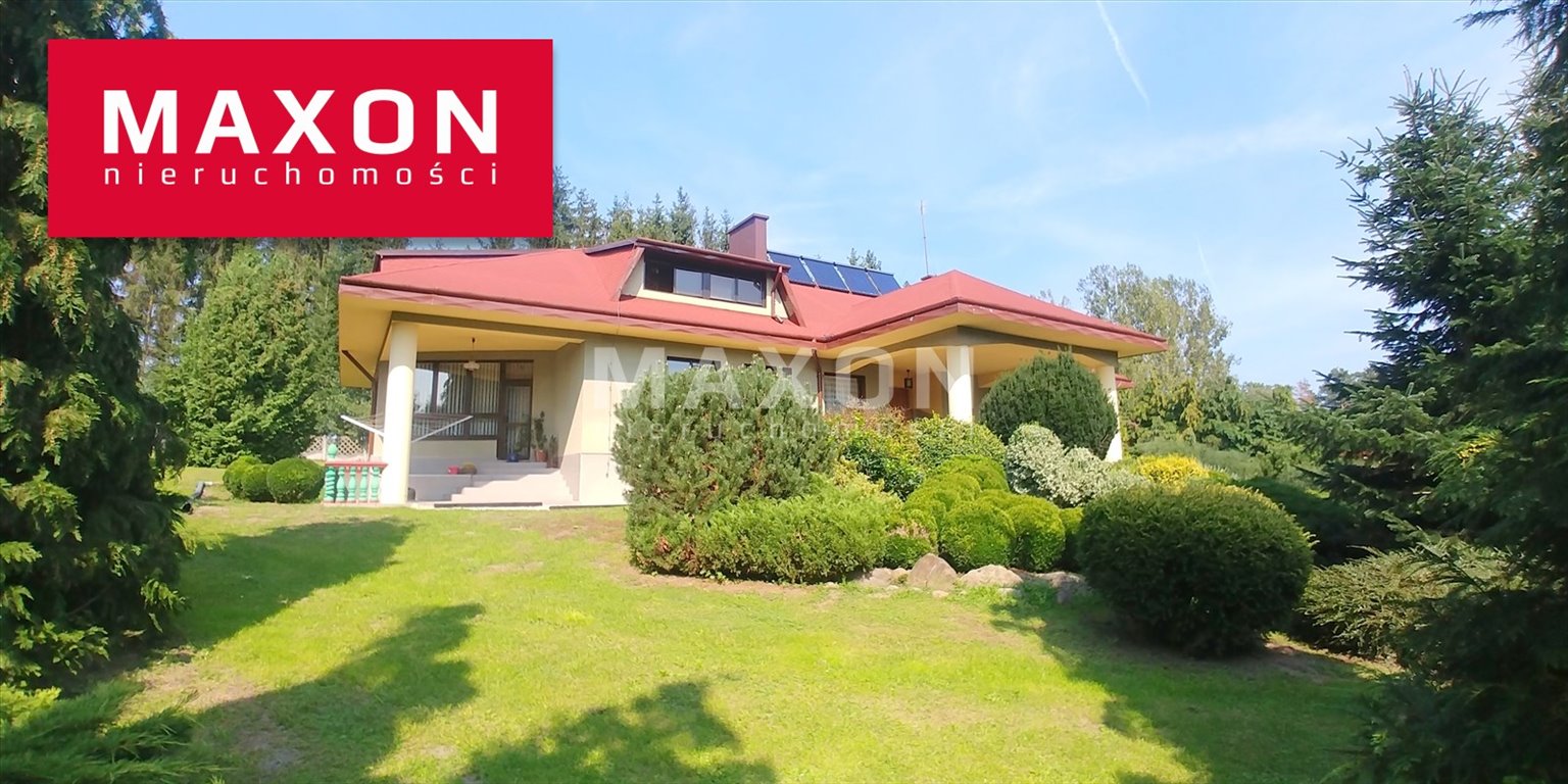 Przestronny dom 360 m², młyn, 15 ha, spokojna okolica Sarnów  159 400m2 Foto 1