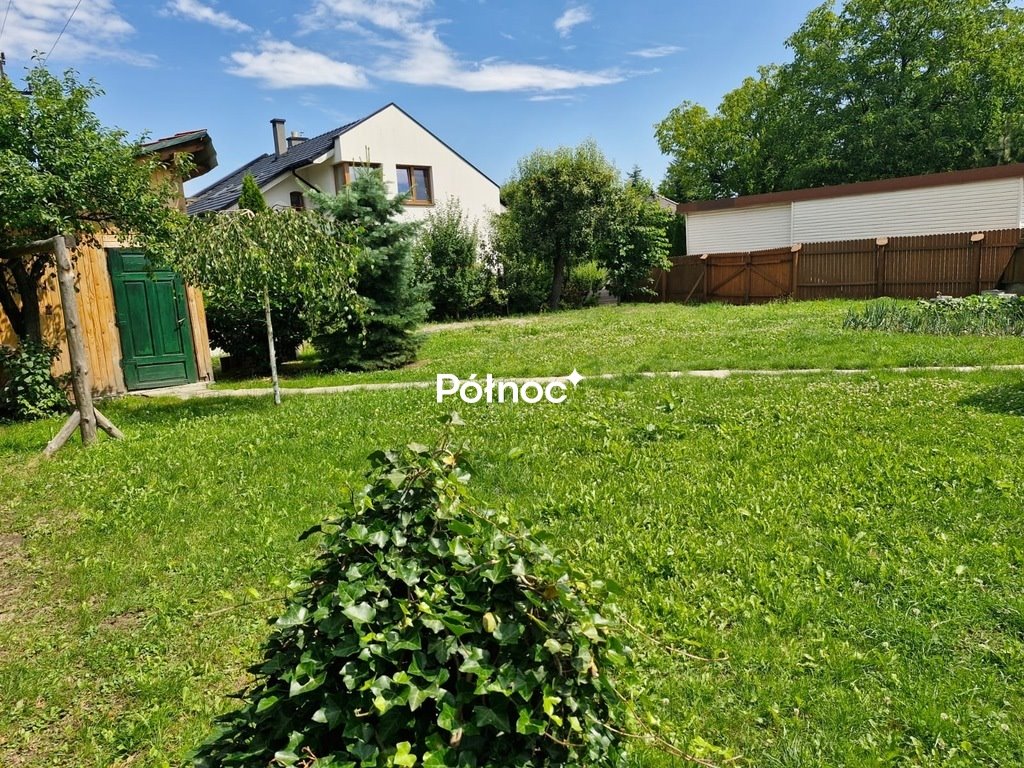 Działka budowlana 350 m² z mediami, cicha okolica Myślenice, Henryka Dąbrowskiego  350m2 Foto 1