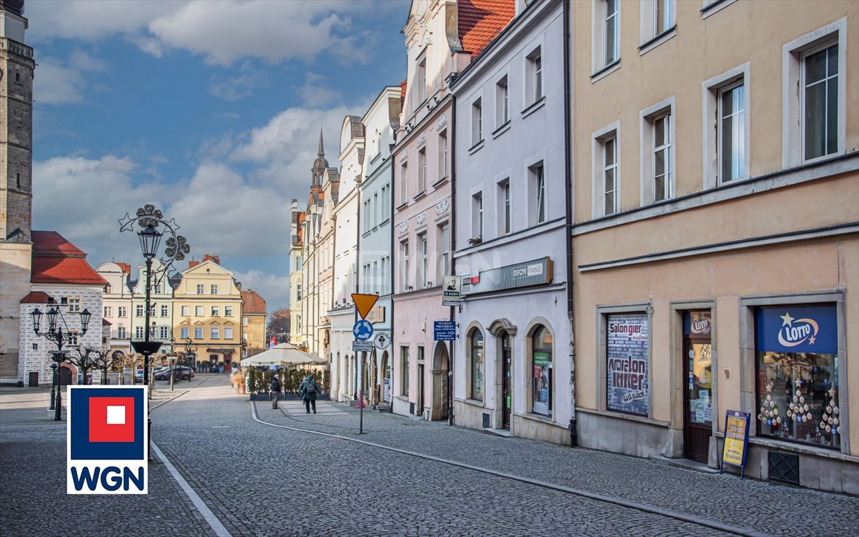 Lokal usługowy w centrum Bolesławca, 95,6 m2, witryny Bolesławiec, Centrum, Rynek  96m2 Foto 1