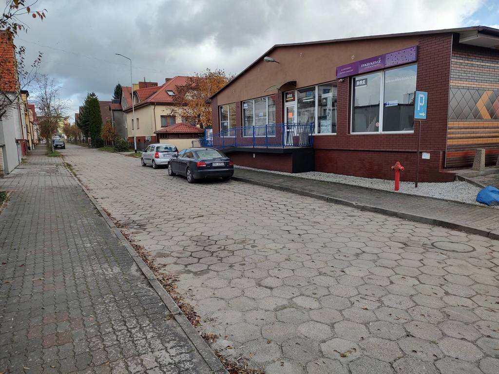 Lokal użytkowy na sprzedaż Białogard, Sobieskiego  308m2 Foto 1