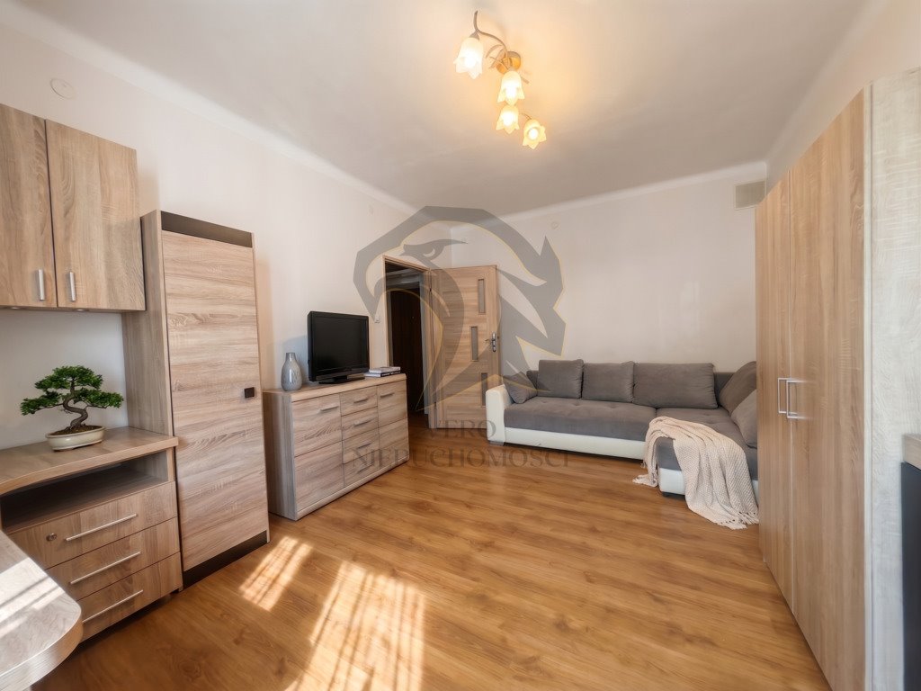 Zapraszam do 33 m² z balkonem, szybka transakcja i bezpieczeństwo Łódź, Bałuty, Bojowników Getta Warszawskiego  33m2 Foto 1