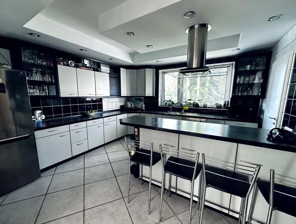Dom wolnostojący z basenem i garażem 250 m² - polecam! Katowice, Brynów, Kościuszki  250m2 Foto 1