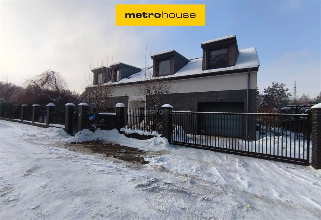 Nowoczesny dom energooszczędny 234 m² z ogrodem i panelami Skierdy  235m2 Foto 1