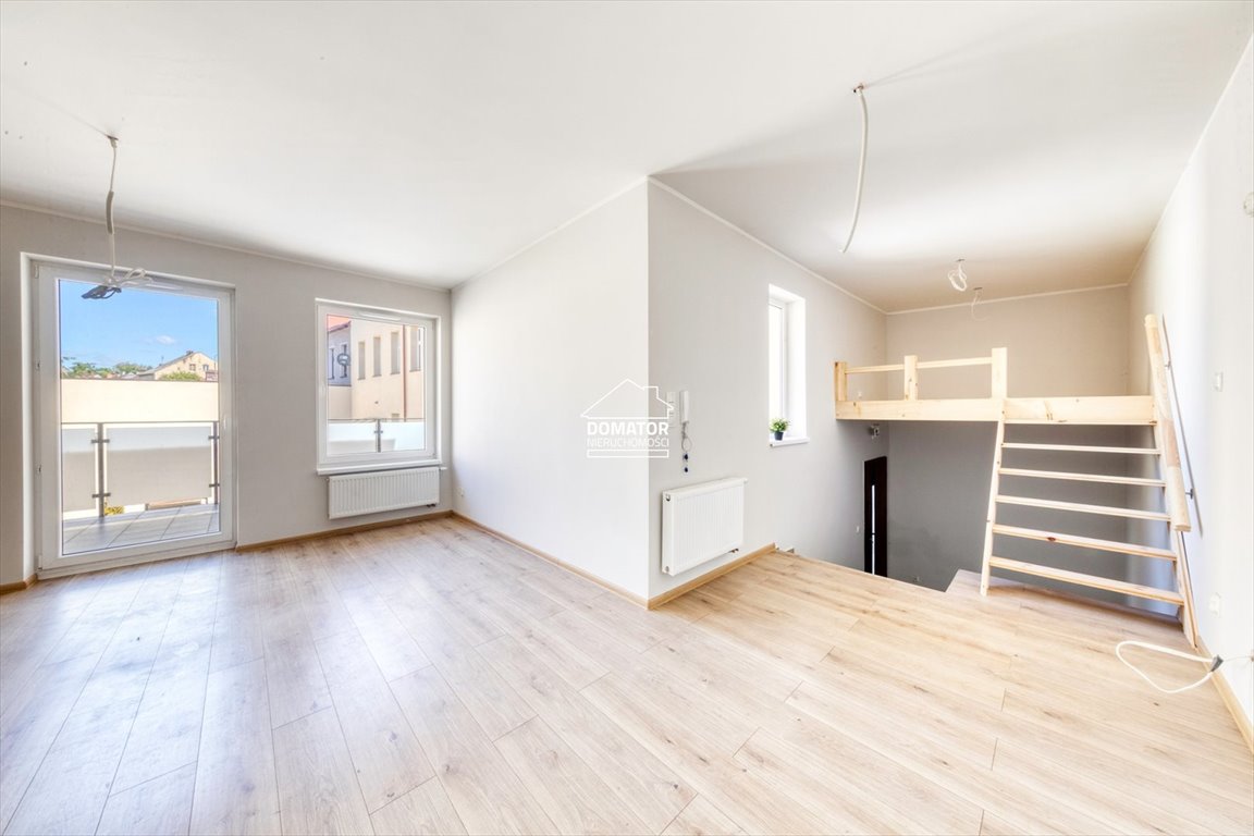 Kawalerka na sprzedaż Szubin  36m2 Foto 1