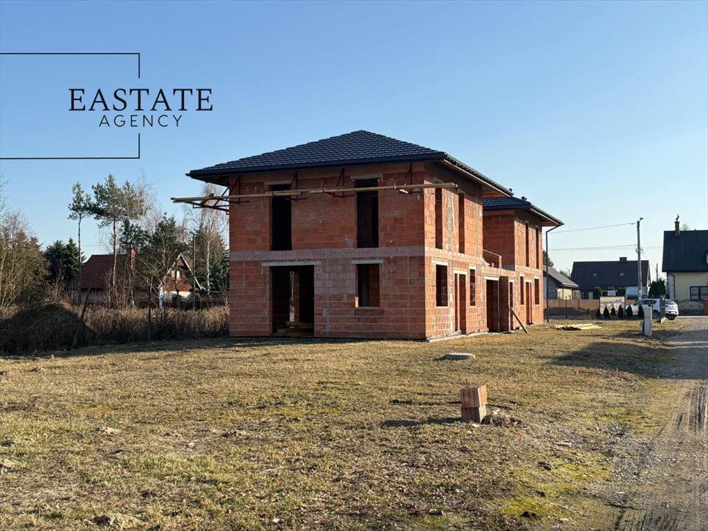 Dom bliźniak w stanie surowym otwartym z dachem, 122 m2 Grądy  122m2 Foto 1