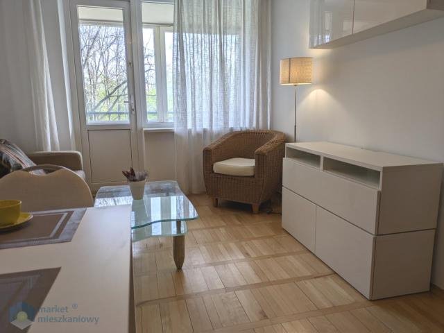 Wynajem 2 pok. po remoncie, balkon, widok na park Warszawa, Śródmieście, Powiśle, Wilanowska  38m2 Foto 1