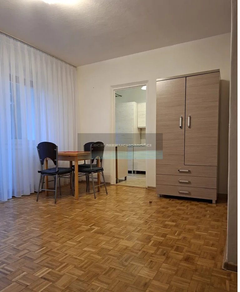 Nowoczesne 30,9 m² po remoncie z balkonem i windą Legionowo, Jerzego Siwińskiego  31m2 Foto 1