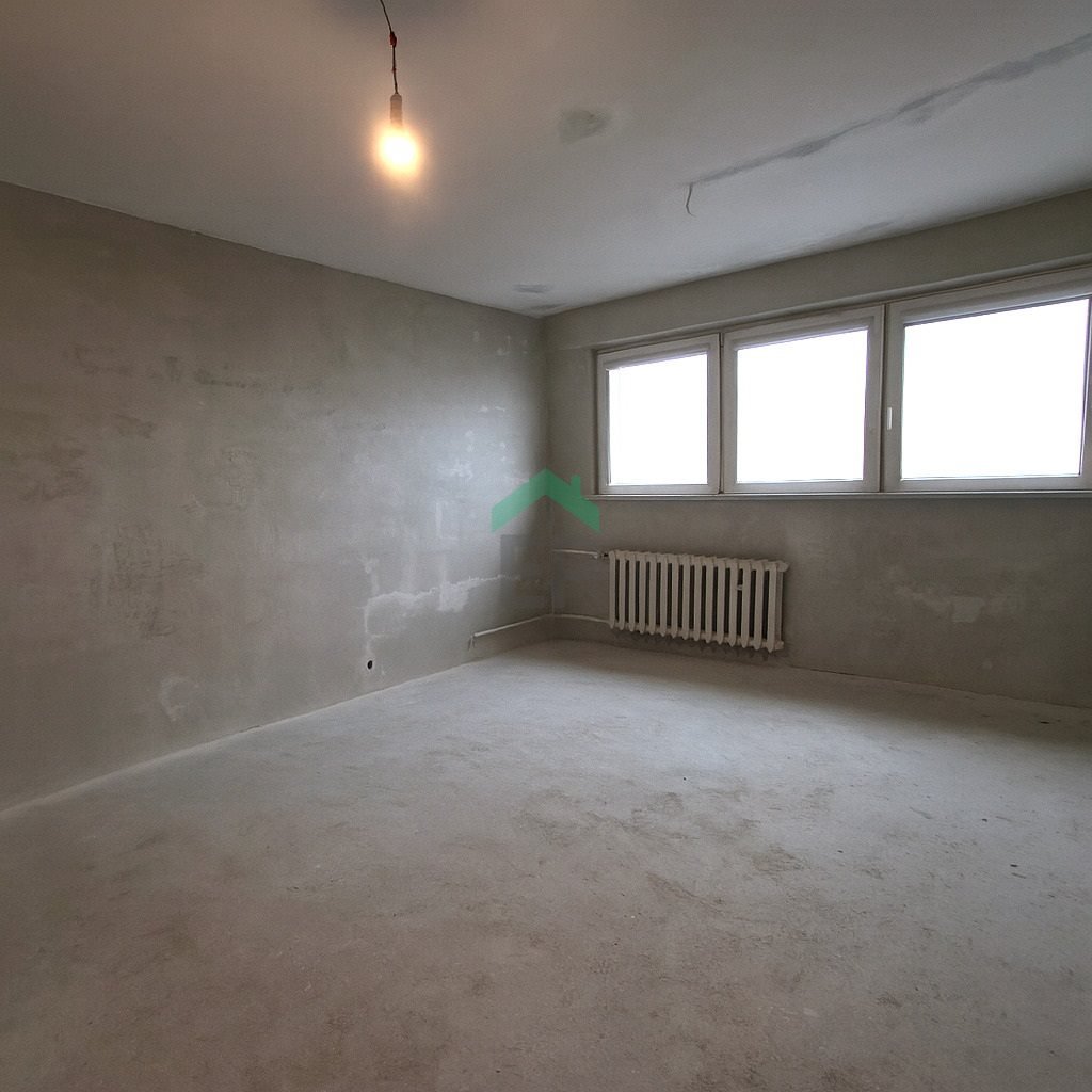 Kawalerka na sprzedaż Częstochowa, Tysiąclecie  30m2 Foto 1