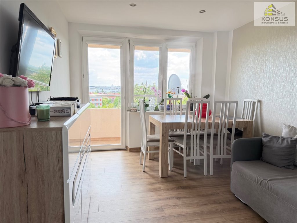 Nowowiejska - 58,59 m² po remoncie z pięknym widokiem Kielce, Sady, Nowowiejska  59m2 Foto 1