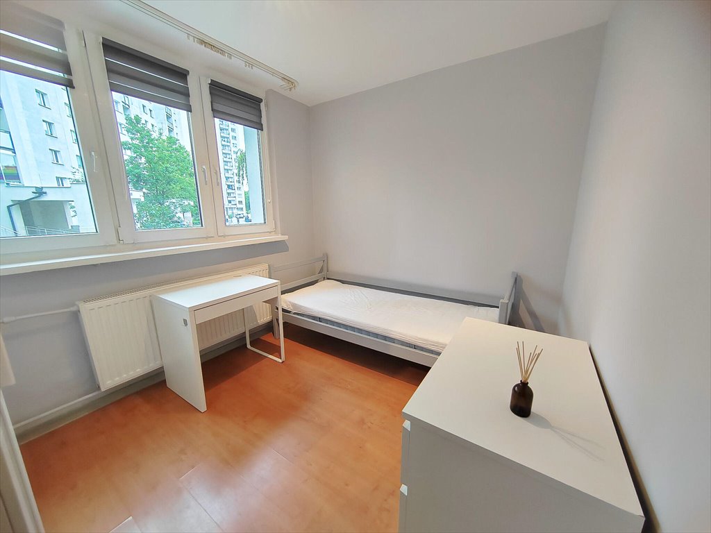 4-pokojowe mieszkanie z balkonem i piwnicą, blisko metra Warszawa, Targówek, Goławicka  59m2 Foto 1