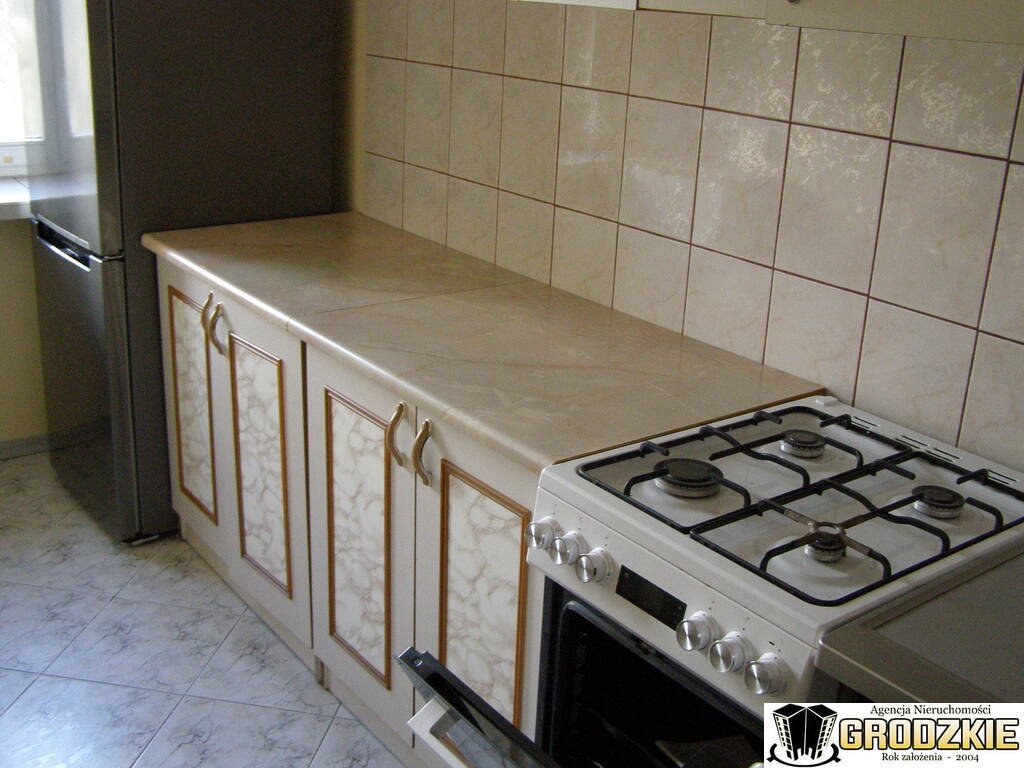 Mieszkanie dwupokojowe na sprzedaż Przemyśl, Biskupa Jakuba Glazera  45m2 Foto 1