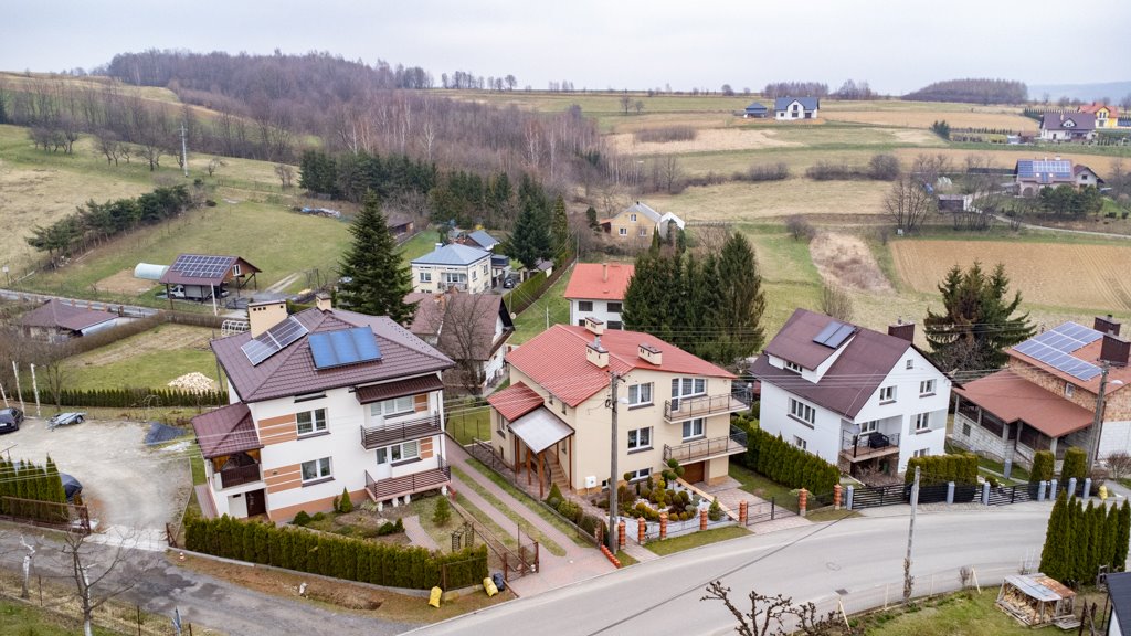 Dom na sprzedaż Błażowa  270m2 Foto 1