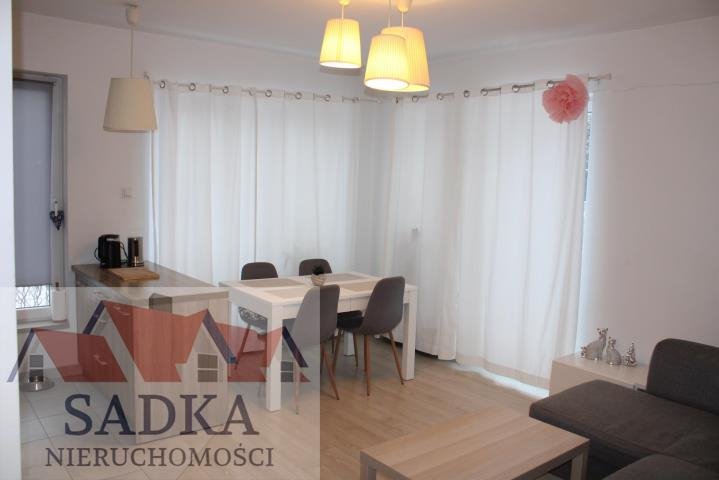 Mieszkanie trzypokojowe na sprzedaż Grodzisk Mazowiecki, Nadarzyńska  53m2 Foto 1
