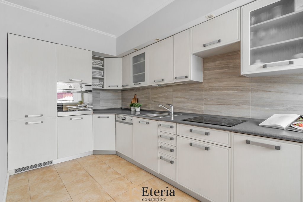 Gotowe do wprowadzenia jasne mieszkanie z dużą strefą dzienną Warszawa, Praga-Południe, Grochów, Garwolińska  44m2 Foto 1