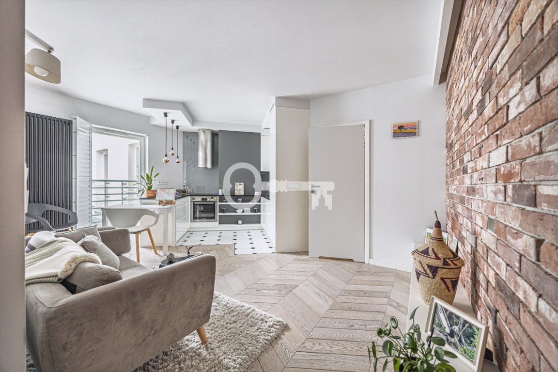 Stylowe 34 m² na Mokotowskiej (kamienica, jasne, ostatnie piętro) Warszawa, Śródmieście Południowe, Mokotowska  34m2 Foto 1