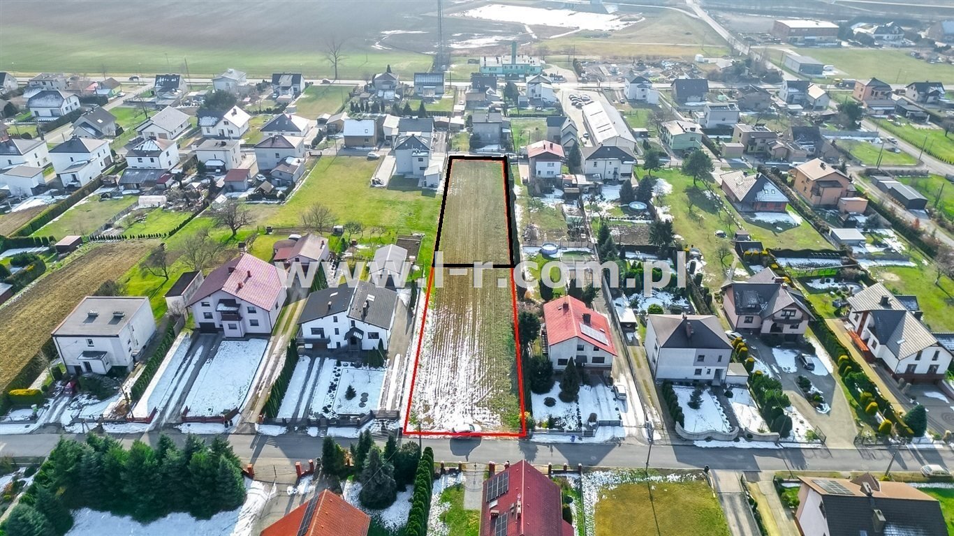 Dwie działki budowlane z mediami i dojazdem w Lubomi Lubomia  1 260m2 Foto 1