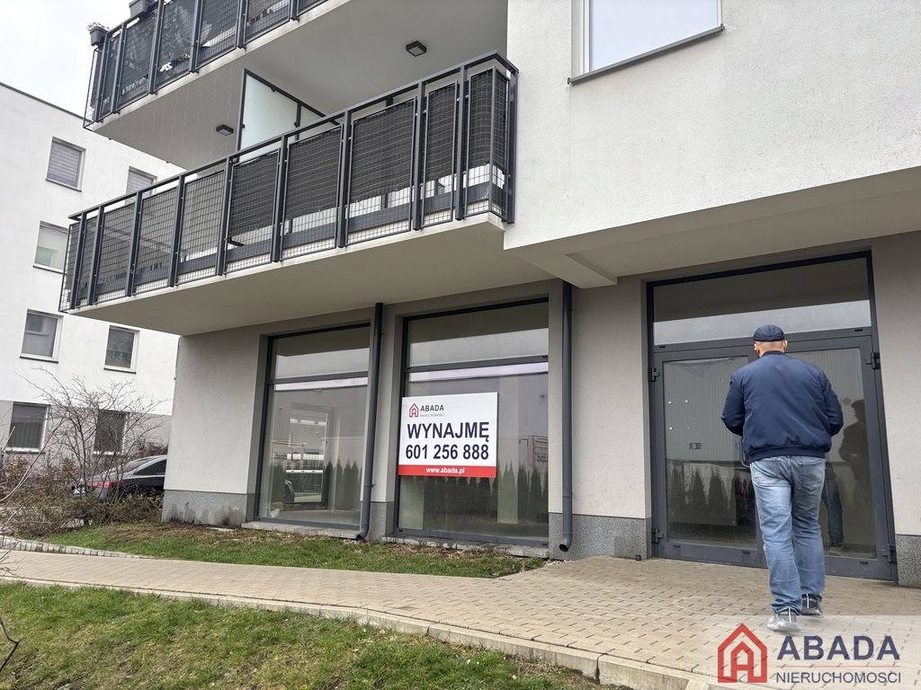 Lokal użytkowy na wynajem Warszawa, Białołęka  69m2 Foto 1