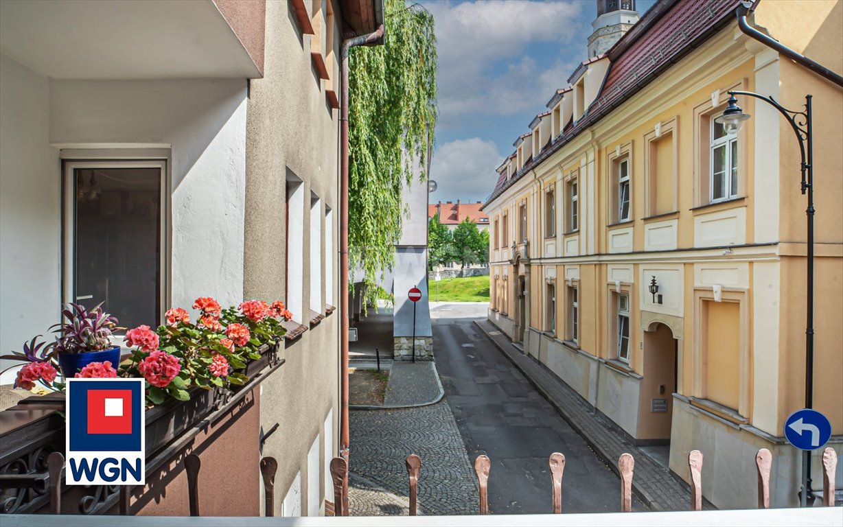 Mieszkanie trzypokojowe na sprzedaż Bolesławiec, Zacisze  66m2 Foto 1