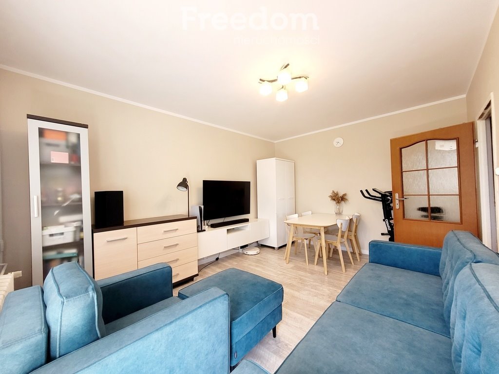 Mieszkanie trzypokojowe na sprzedaż Świnoujście, Gdyńska  57m2 Foto 1