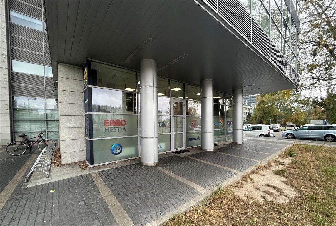 Atrakcyjny lokal 50 m² z dużym oknem i klimatyzacją Warszawa, Żoliborz, ul. Powązkowska 15  50m2 Foto 1