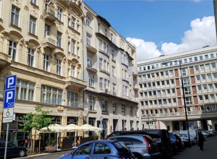 Przestronny lokal 212 m2 w zabytkowej kamienicy - centrum Warszawy Warszawa, Śródmieście  212m2 Foto 1