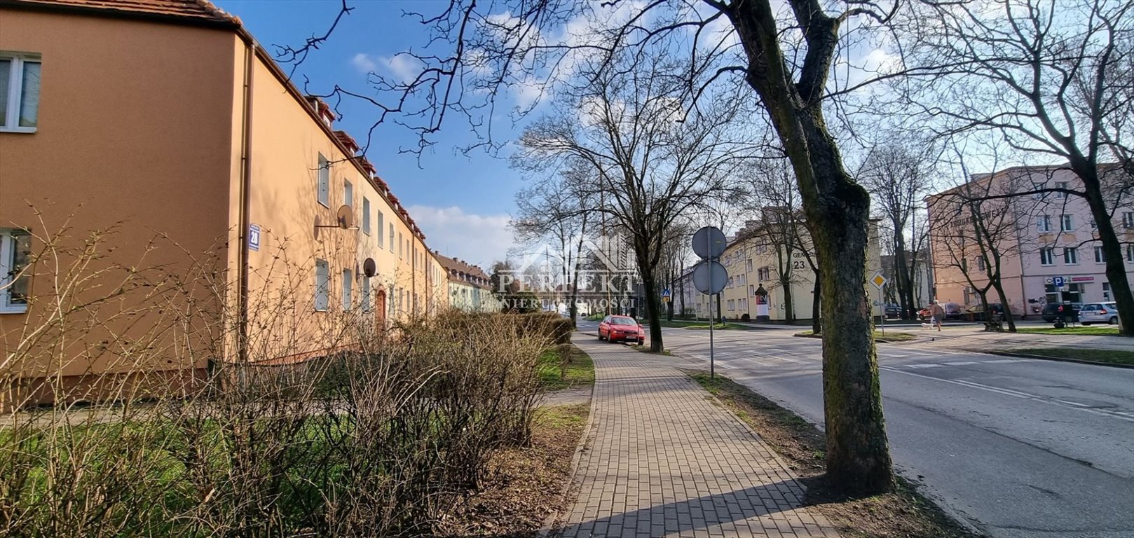 Mieszkanie trzypokojowe na sprzedaż Inowrocław, Solanki  41m2 Foto 1