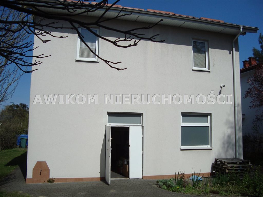 Budynek usługowy 250m2 w Laskach – parking, media, możliwość adaptacji Laski  250m2 Foto 1