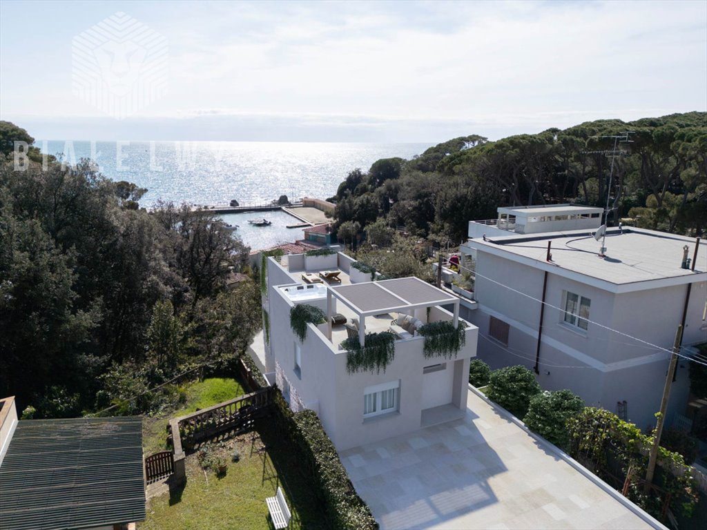 Penthouse 135 m² z tarasem 88 m² - luksus w Castiglioncello Włochy, Castiglioncello  135m2 Foto 1