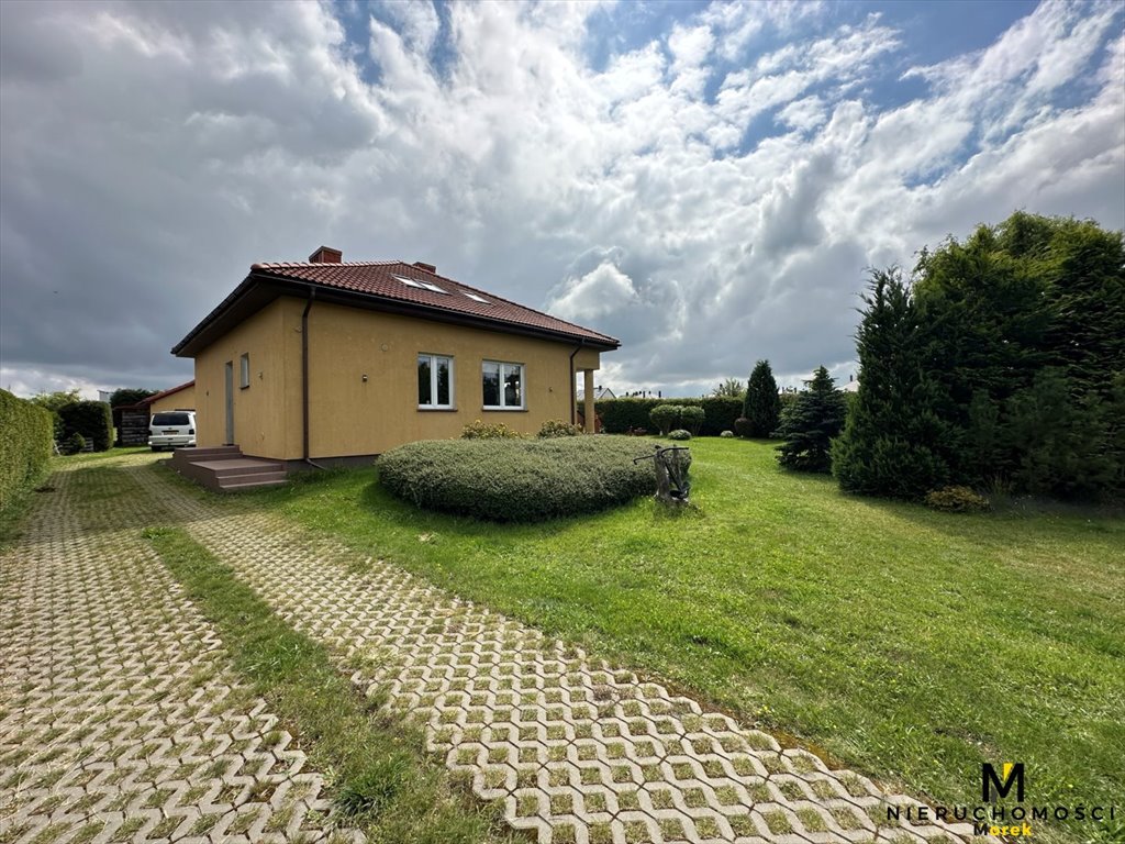 Ekonomiczny dom z ogrodem i garażem, 113 m2, Charzyno Charzyno, Wojska Polskiego  114m2 Foto 1